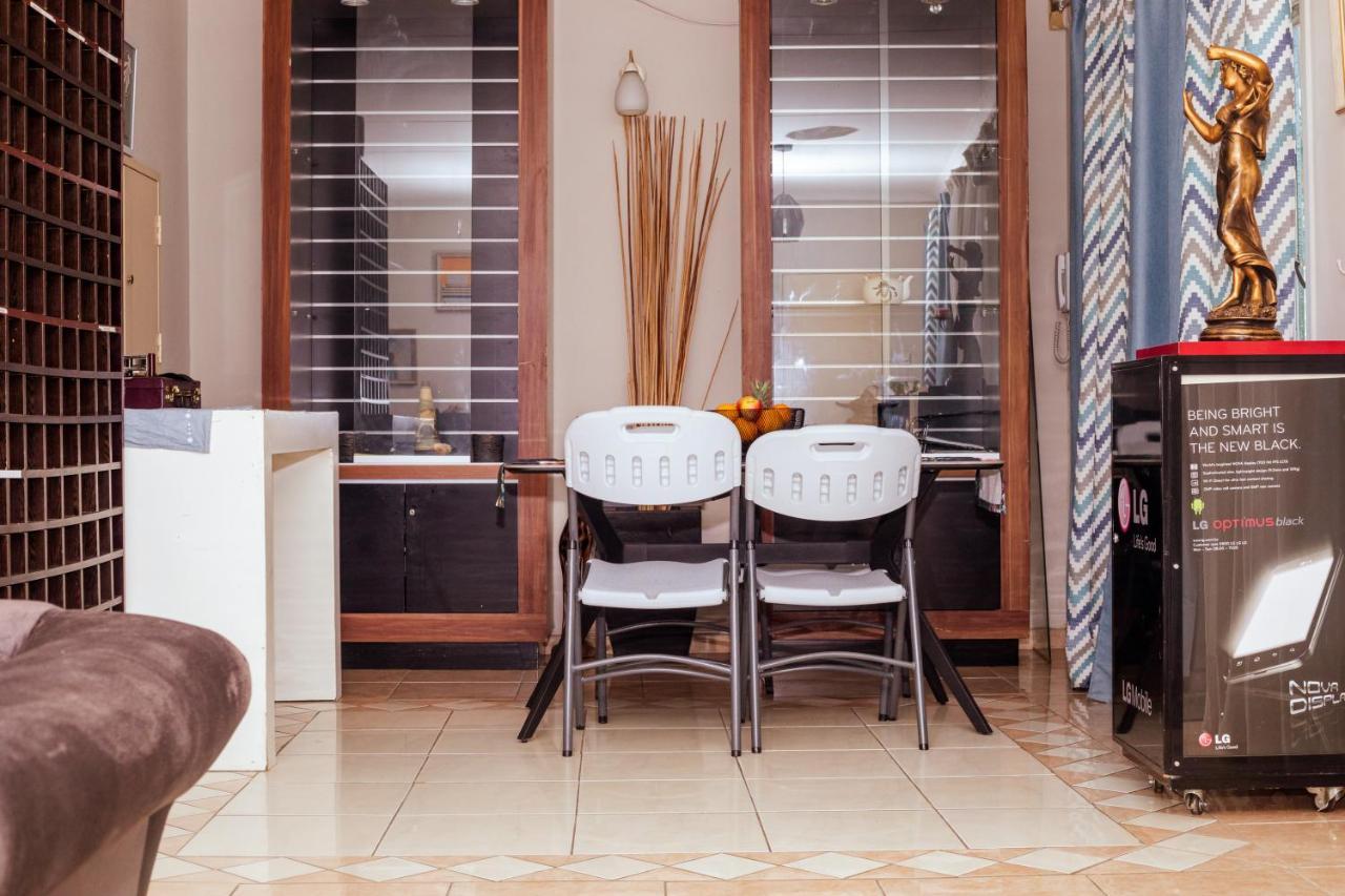 Birdville Bnb Guest House Gaborone Ngoại thất bức ảnh