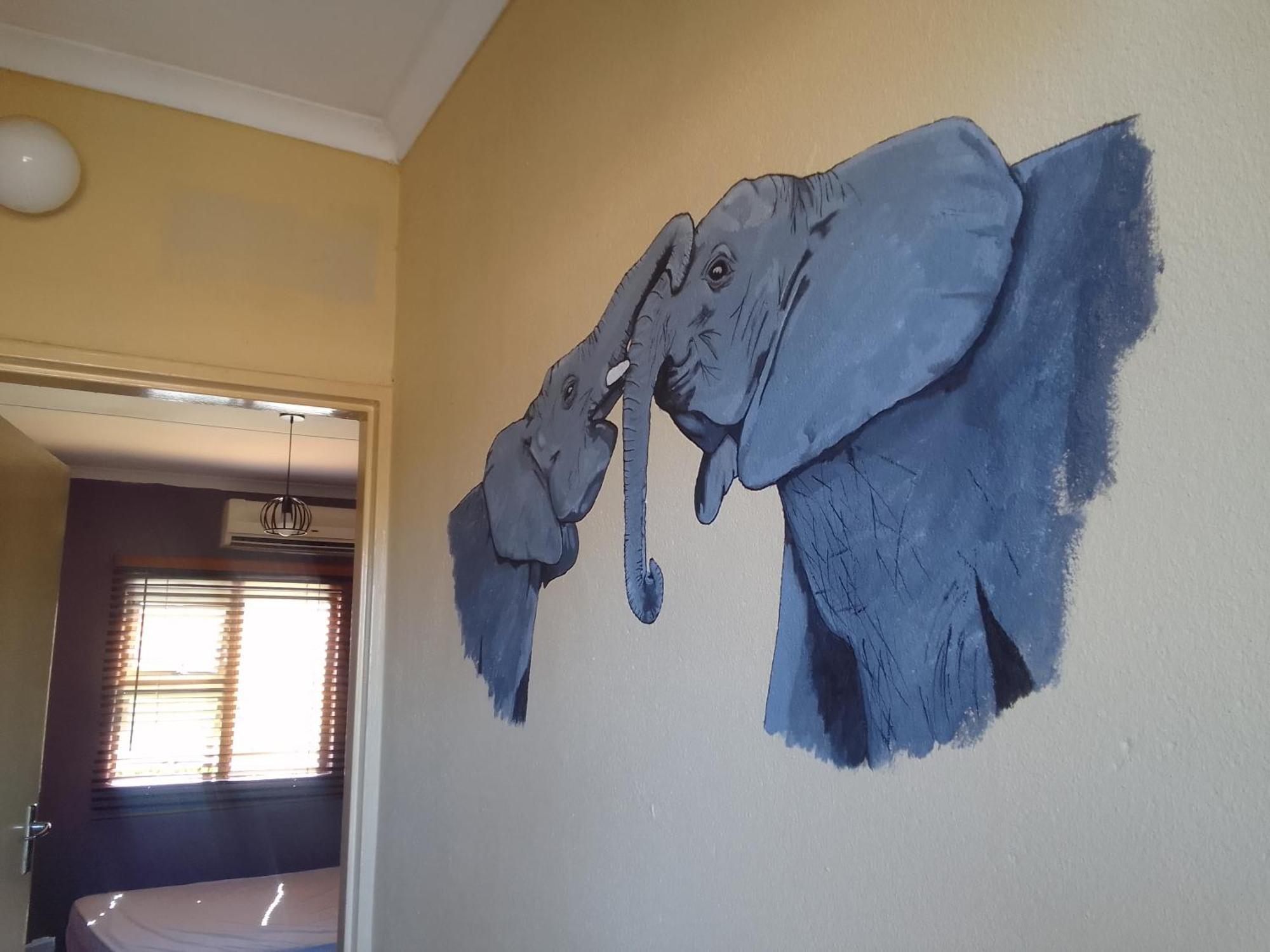 Birdville Bnb Guest House Gaborone Ngoại thất bức ảnh